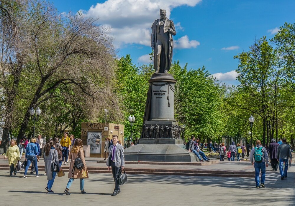 Памятник, мемориал Памятник А. С. Грибоедову, Москва, фото