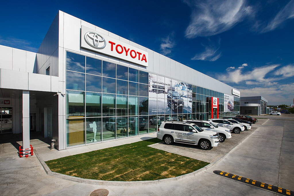 Exposición de coches Toyota Centre Khabarovsk, , foto