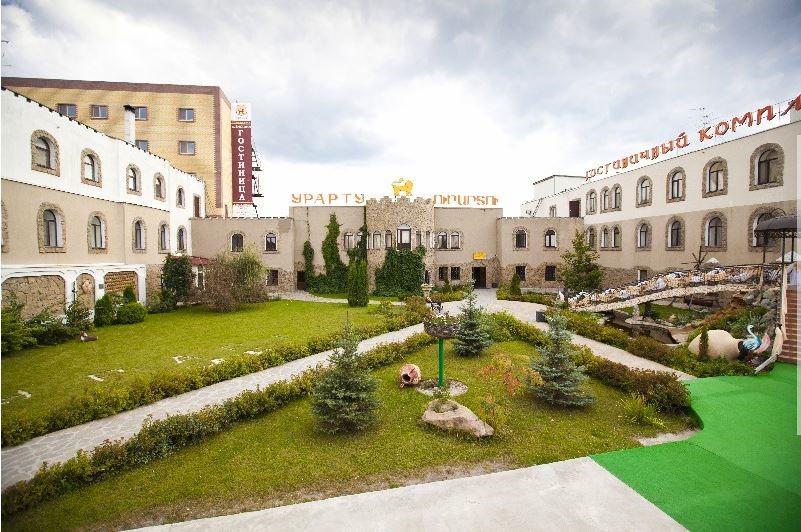 Фото отеля 1