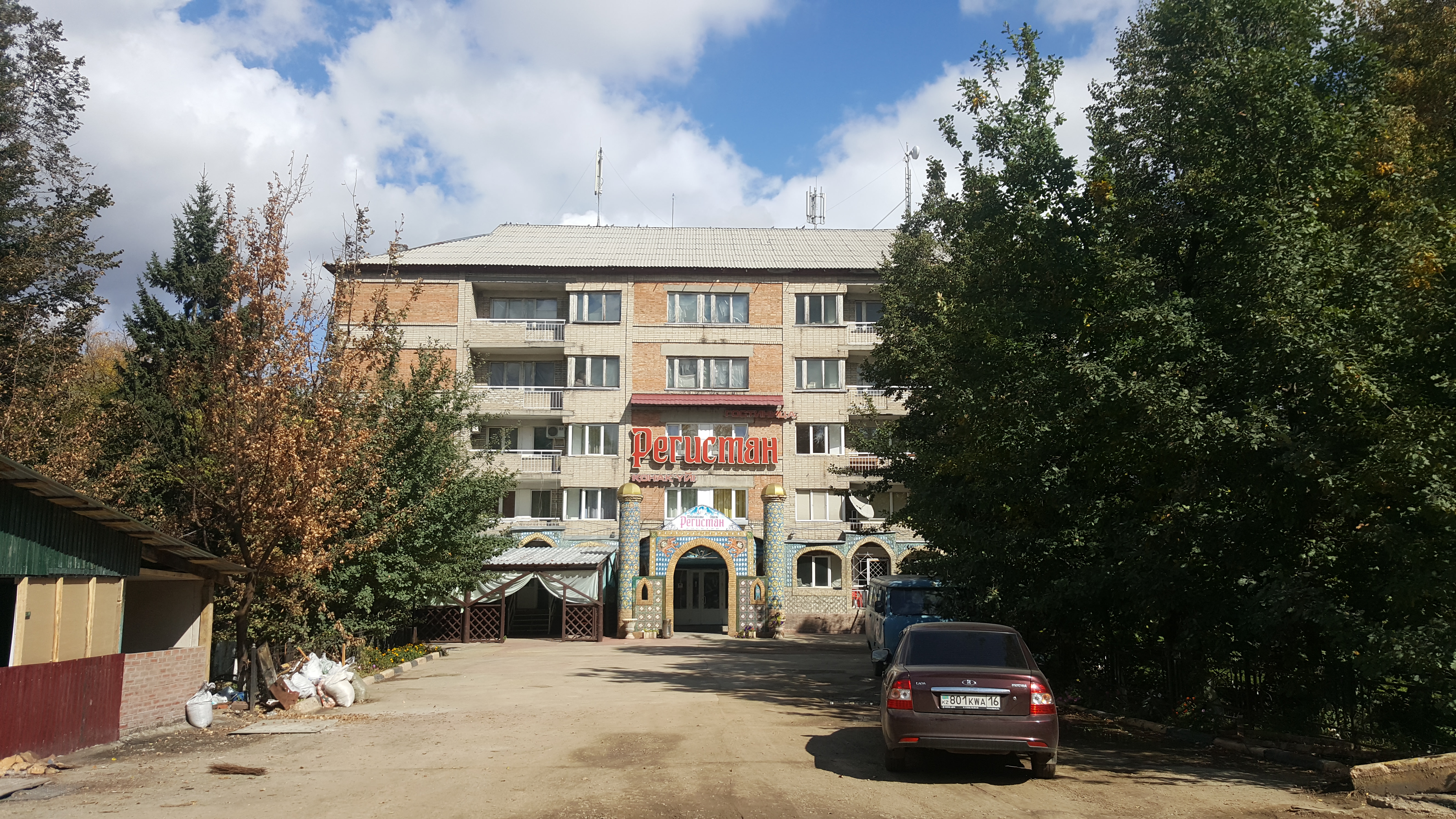 Фото отеля 1