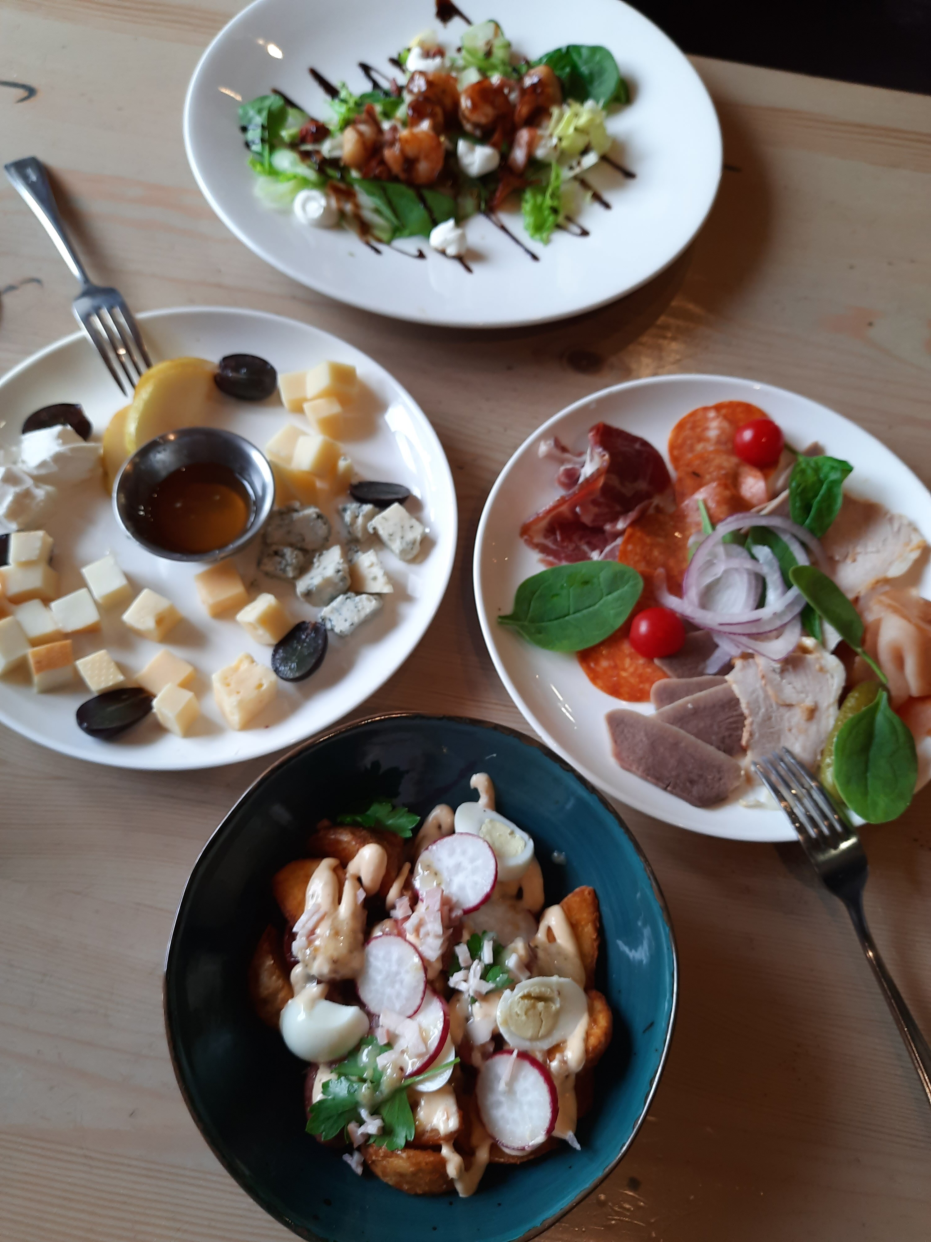 Фото Спутник