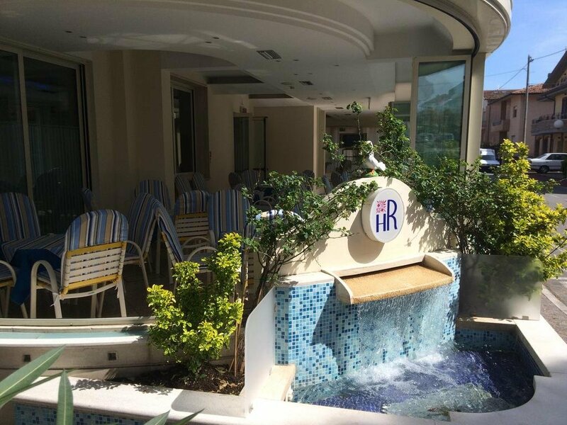 Гостиница Hotel Royal в Мизано-Адриатико