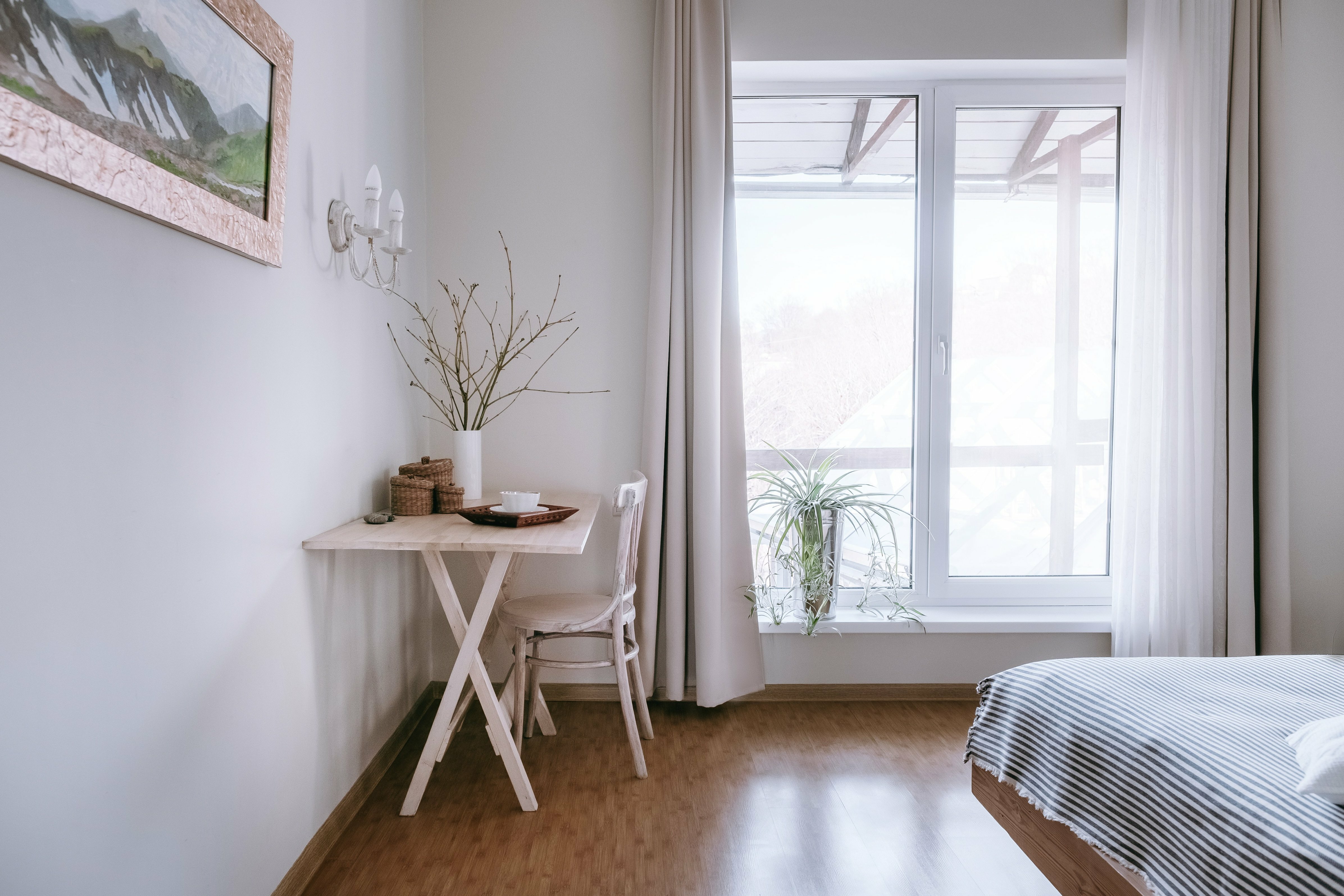 Фото Дом с Кипарисами в горах с видом на море