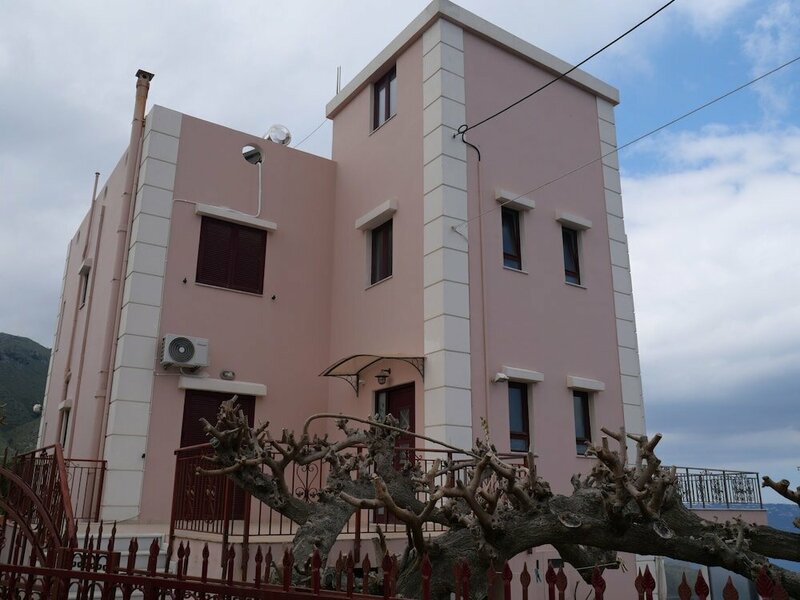 Гостиница Aloni cottage