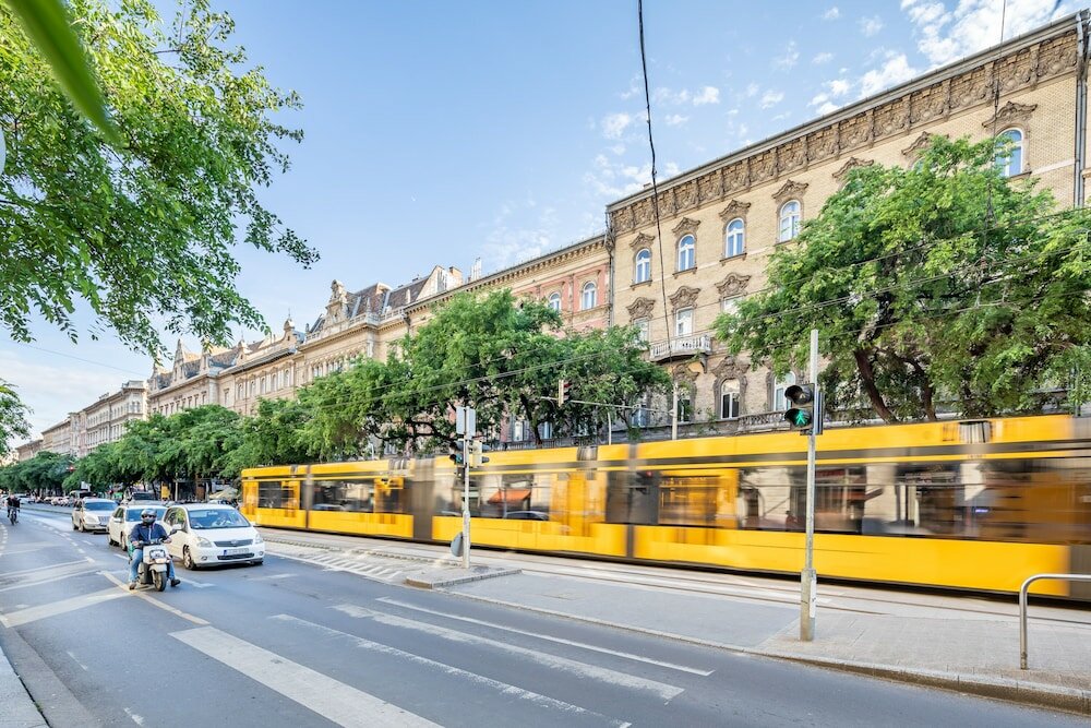 Фото Central Luxury Apartment