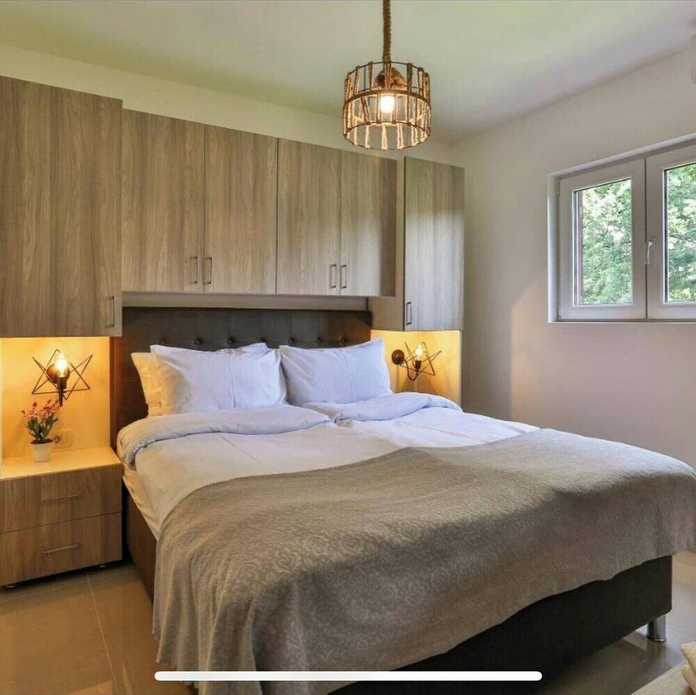 Фото 4. Proleterske