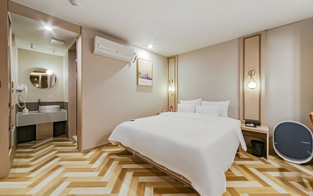 Фото Busan Guseodong French Code