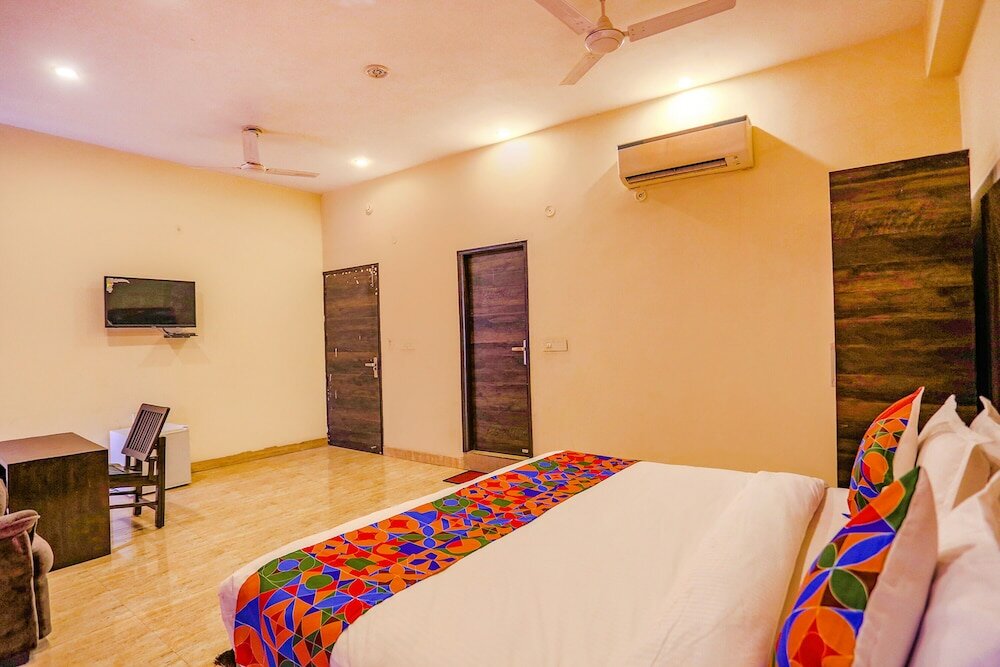 Фото Fabhotel The Kiara