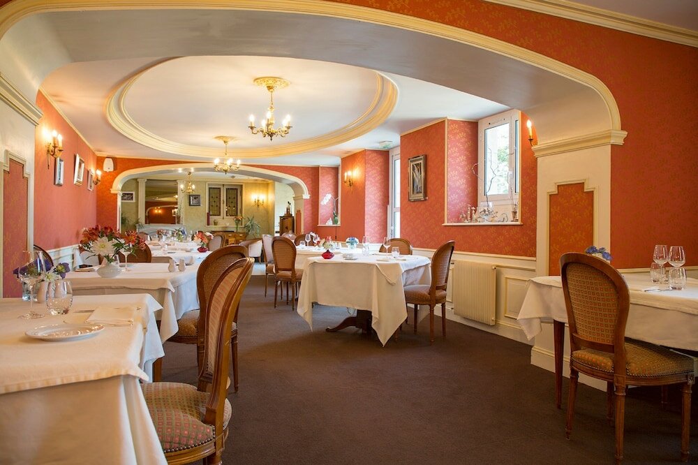 Фото Clos de Vallombreuse, The Originals Relais