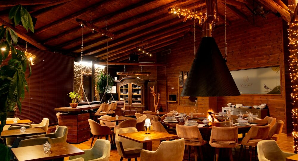 Фото 3 Hills Boutique Hotel