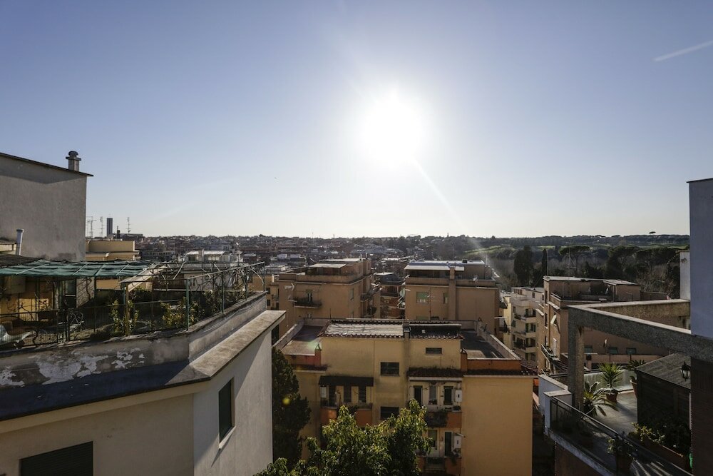 Фото Wonder Penthouse Attic