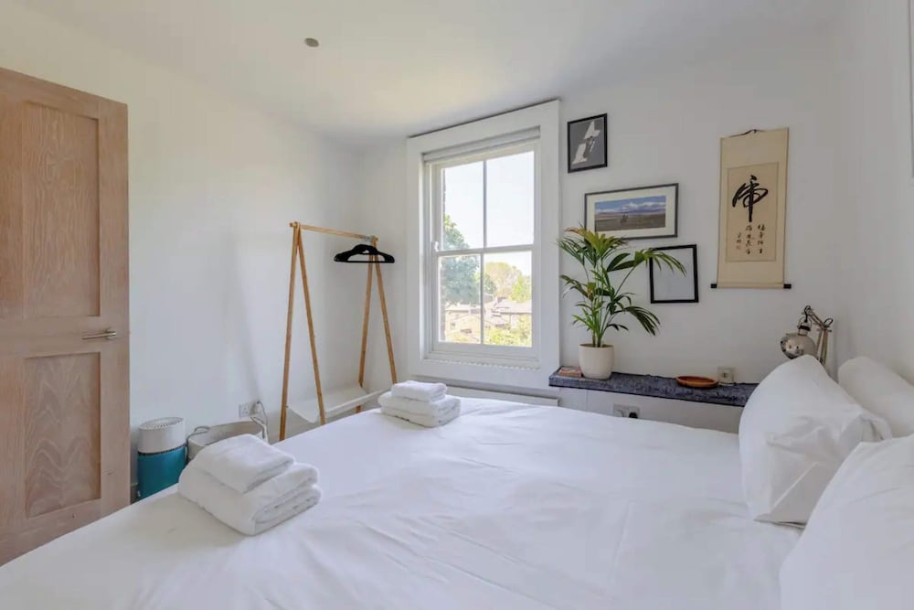 Фото Quirky & Serene 2bd Flat in Dalston