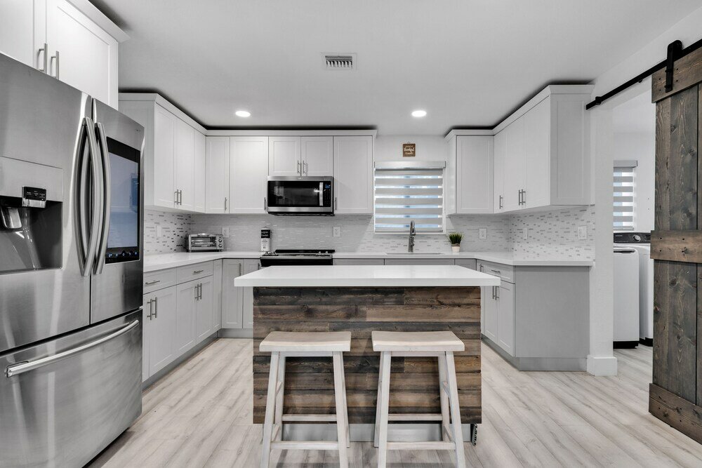 Фото Hollywood Hills House w Backyard-BBQ