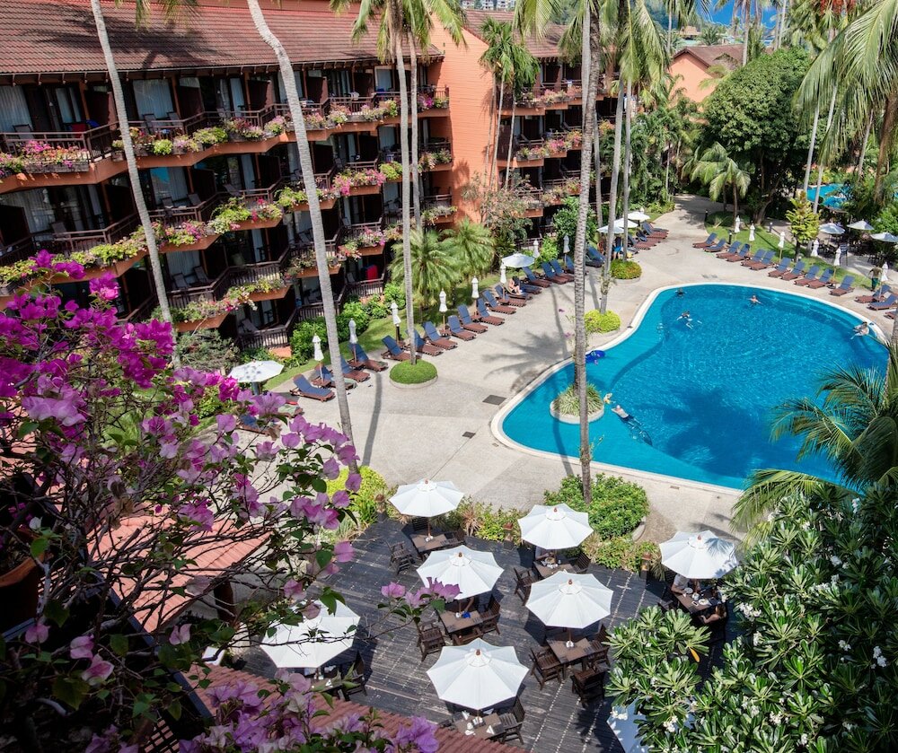 Фото Courtyard by Marriott Phuket Patong Beach Resort