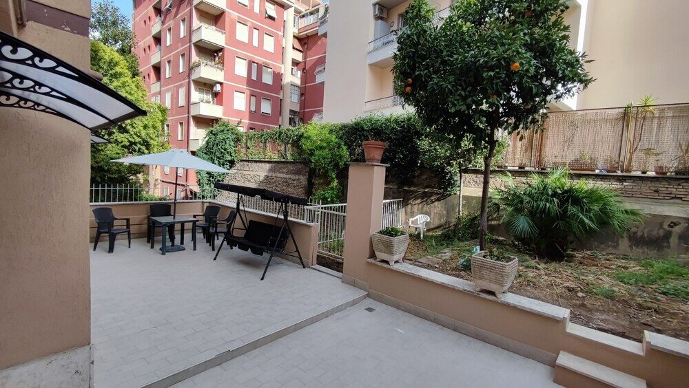 Фото Vatican Green Garden