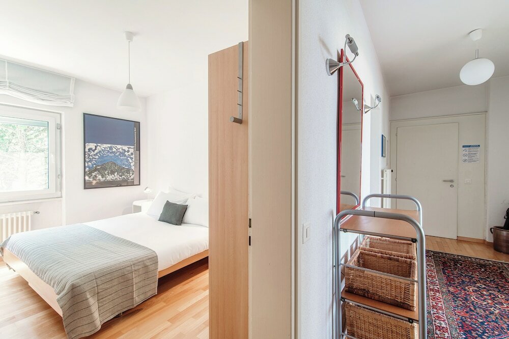 Фото Aldesago City View