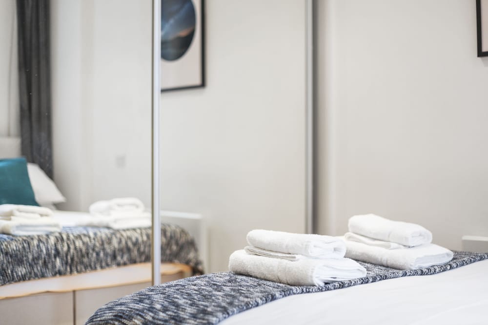 Фото 2 Bed Executive Apartment Near Camden Market with WiFi