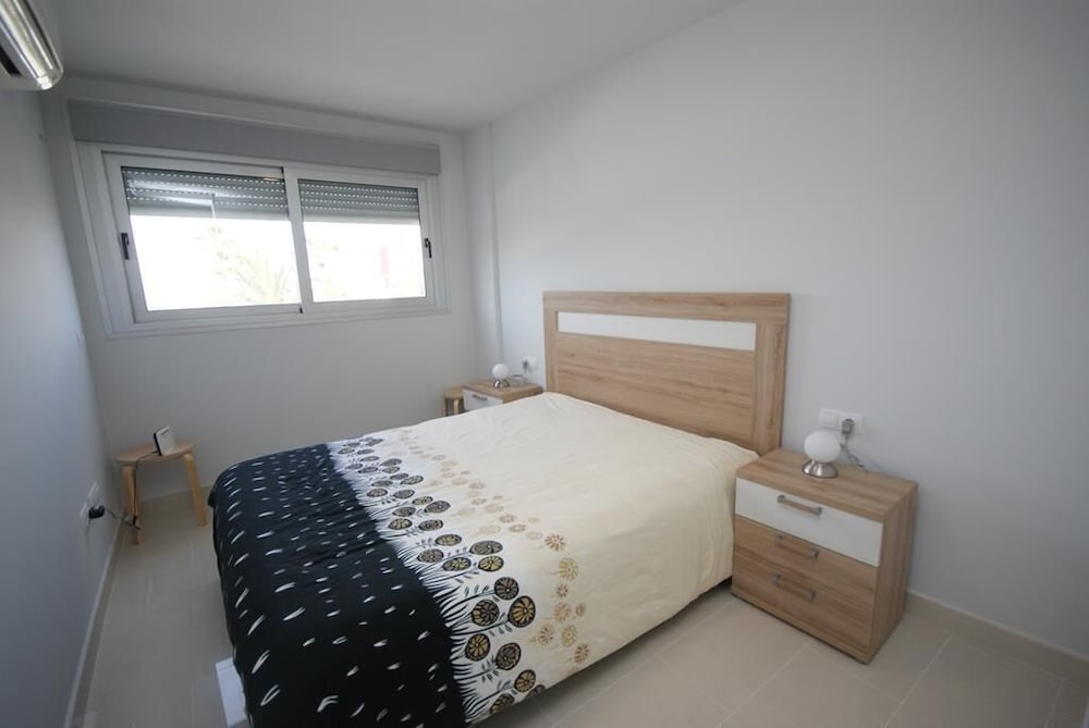 Фото Adosado Miramontgo