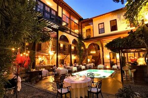 Alp Paşa Hotel (Antalya, Muratpaşa, Kılınçarslan Mah., Hesapçı Sok., 30), otel  Muratpaşa'dan