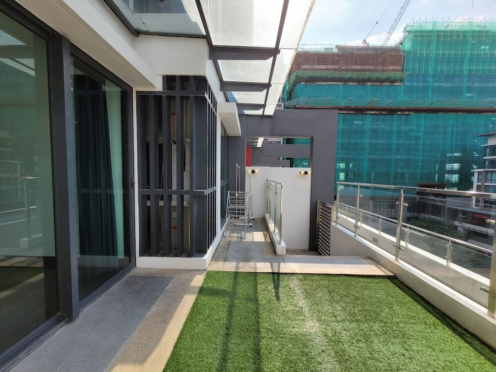 Фото V Residence SunwayVelocity by SleepyBear