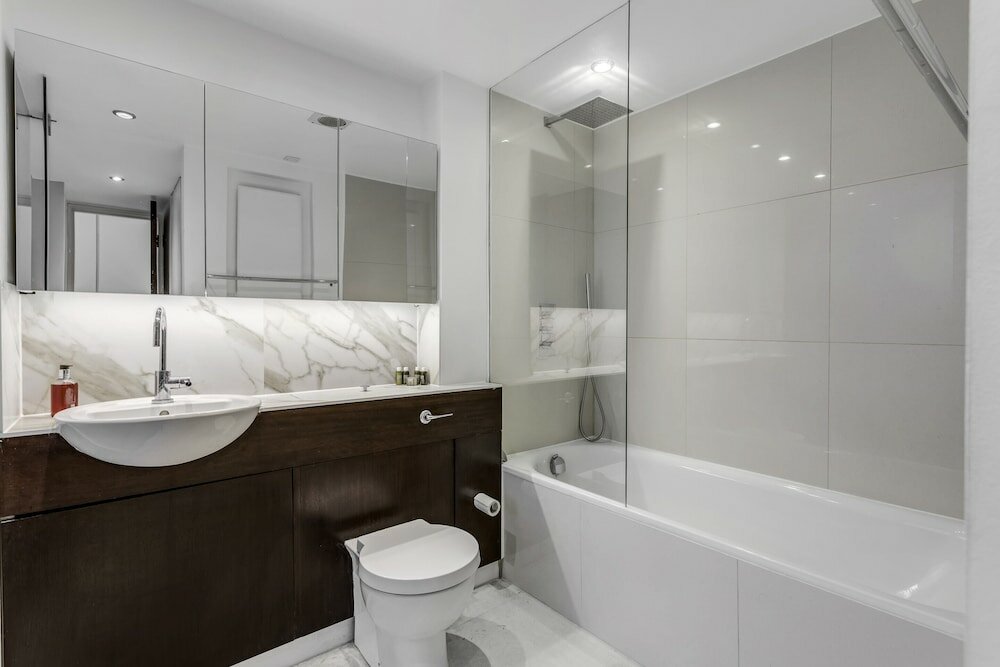 Фото Luxury Loft-style Mews House