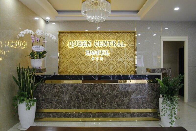 Гостиница Queen Central Hotel в Хошимине