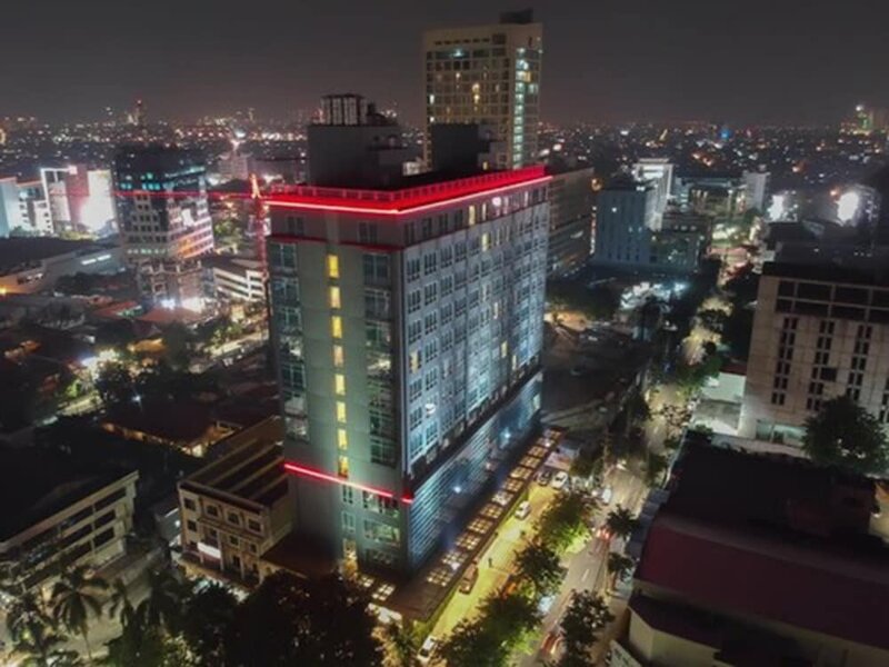 Гостиница Aria Centra Hotel Surabaya в Сурабае