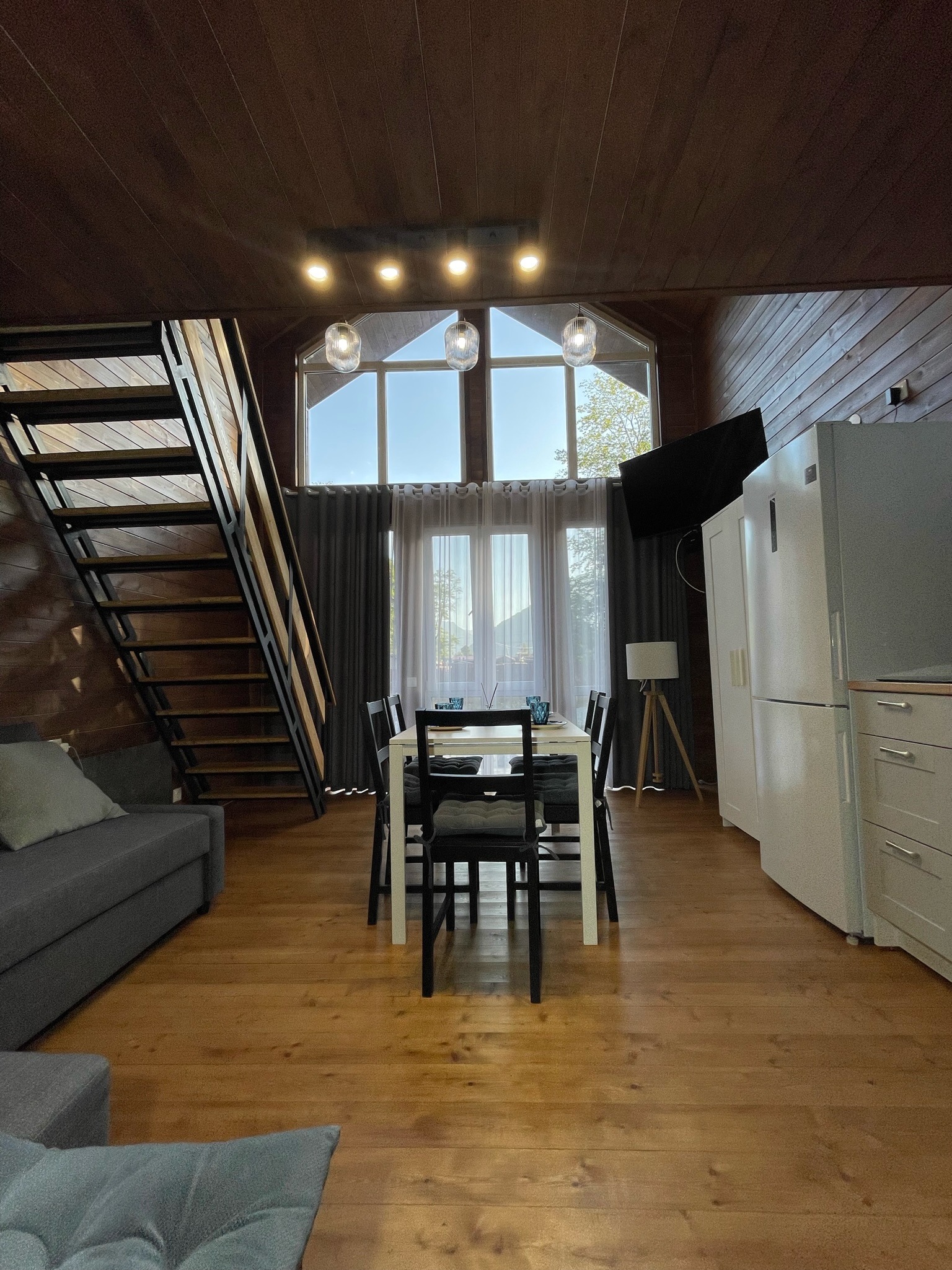 Фото Alan House