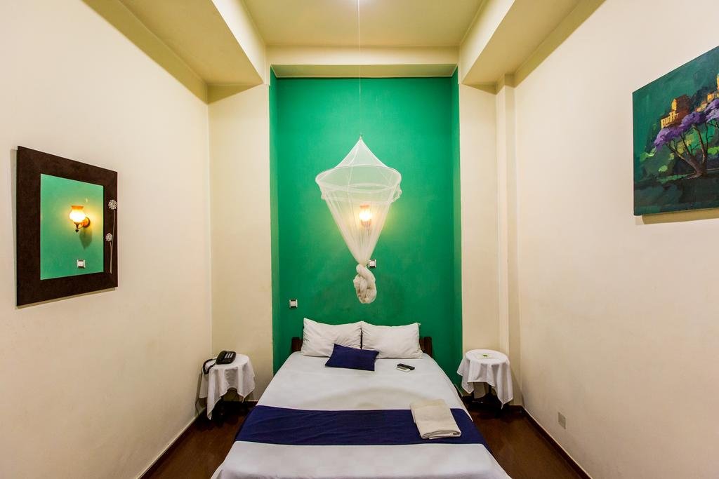 Фото Hotel de l'Avenue - Tana City Centre