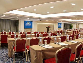 Фото Days Hotel and Suites Fudu Changzhou