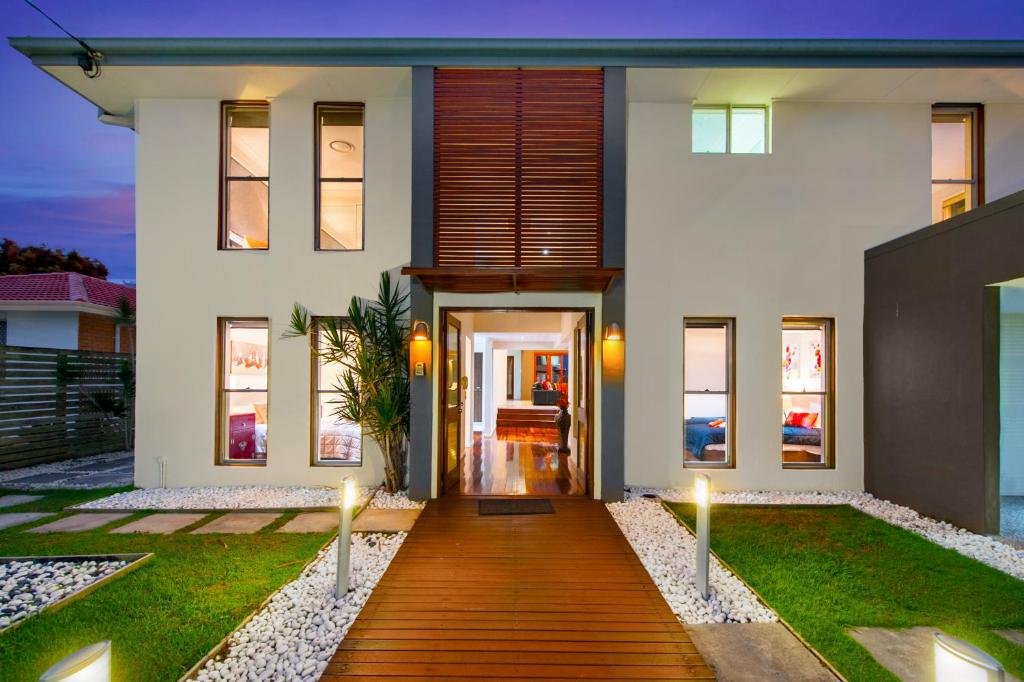 Фото The Villa-Whole House 6 Bedrooms 3 Bathrooms