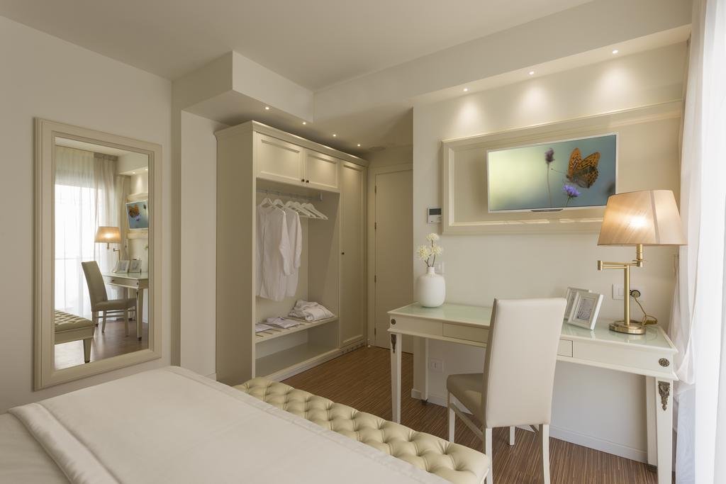 Фото Rosa Purpurea Hotel