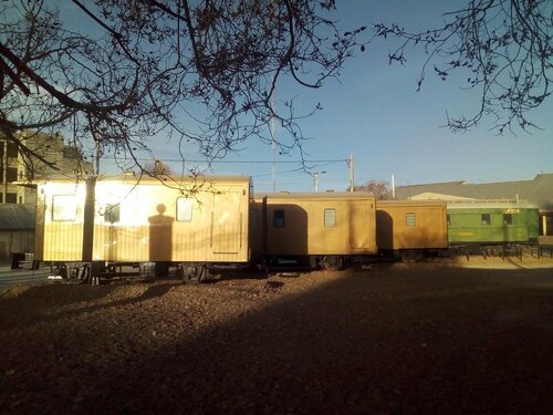 Гостиница Onkel Inn Wagon Sleepbox Uyuni в Уюни