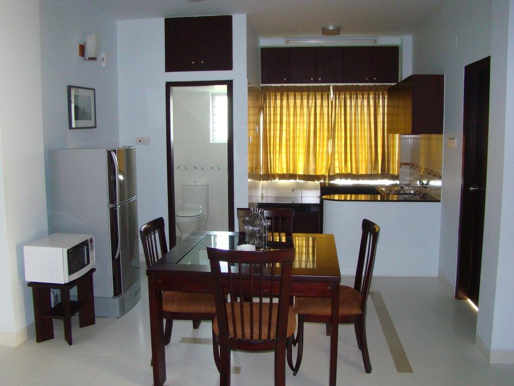 Фото Allegro Holiday Suites