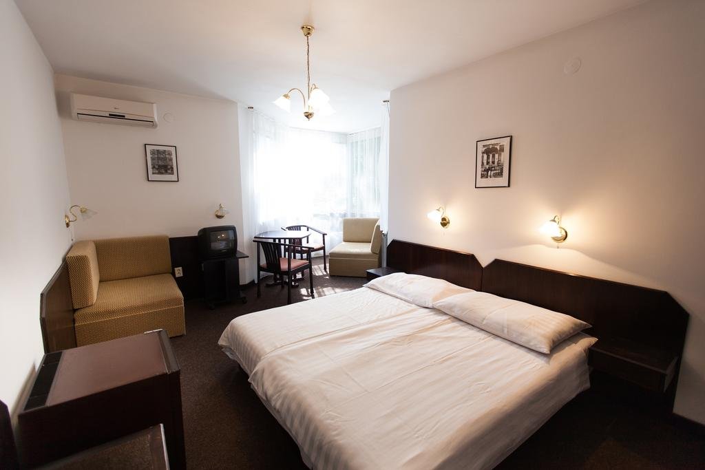 Фото Adler Hotel