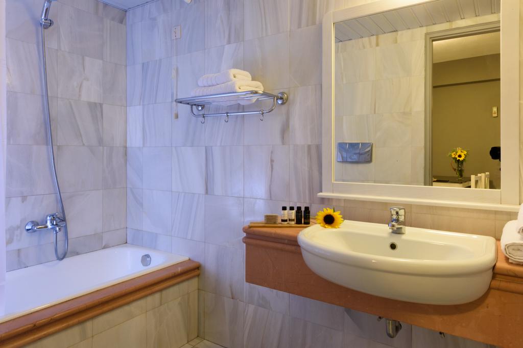 Фото 94345594075