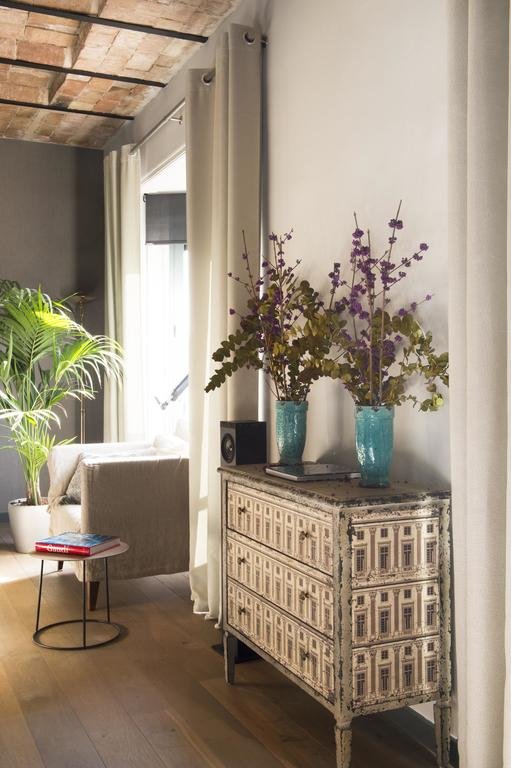 Фото Godó Luxury Apartment Passeig de Gracia