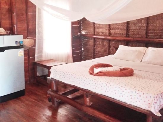 Фото Lanta Marina Resort