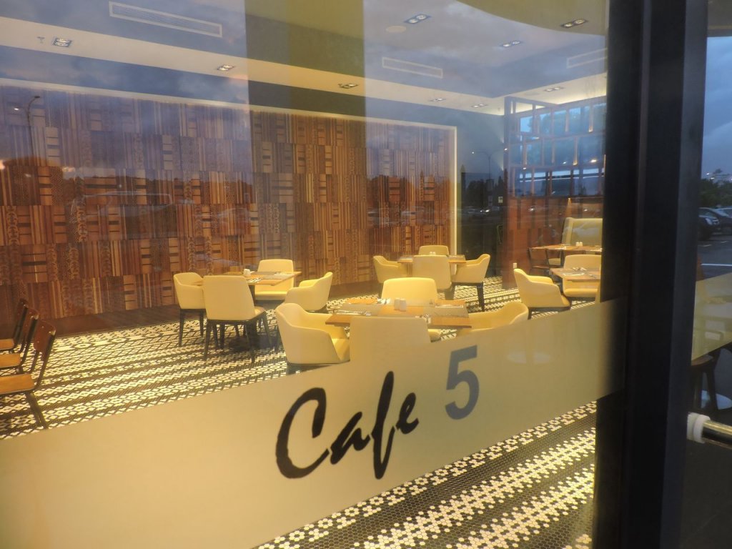 Фото Hotel No. 5