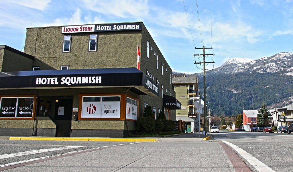 Фото Hotel Squamish