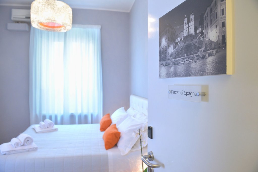 Фото B-Cool Rome Adults Only B&b