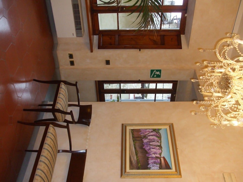 Фото B&B Palazzo Al Torrione 2