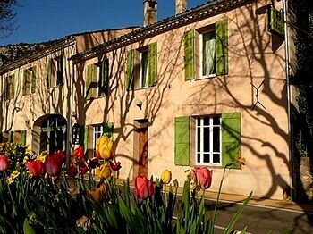 Гостиница Le Relais Notre Dame в Бриньоле