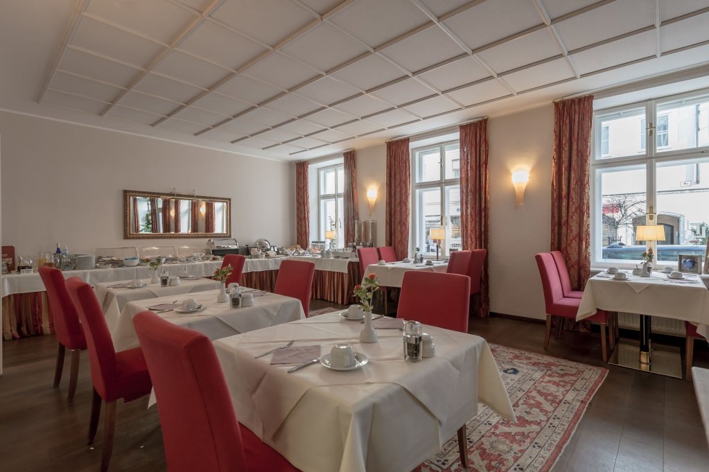 Фото Wolf Dietrich