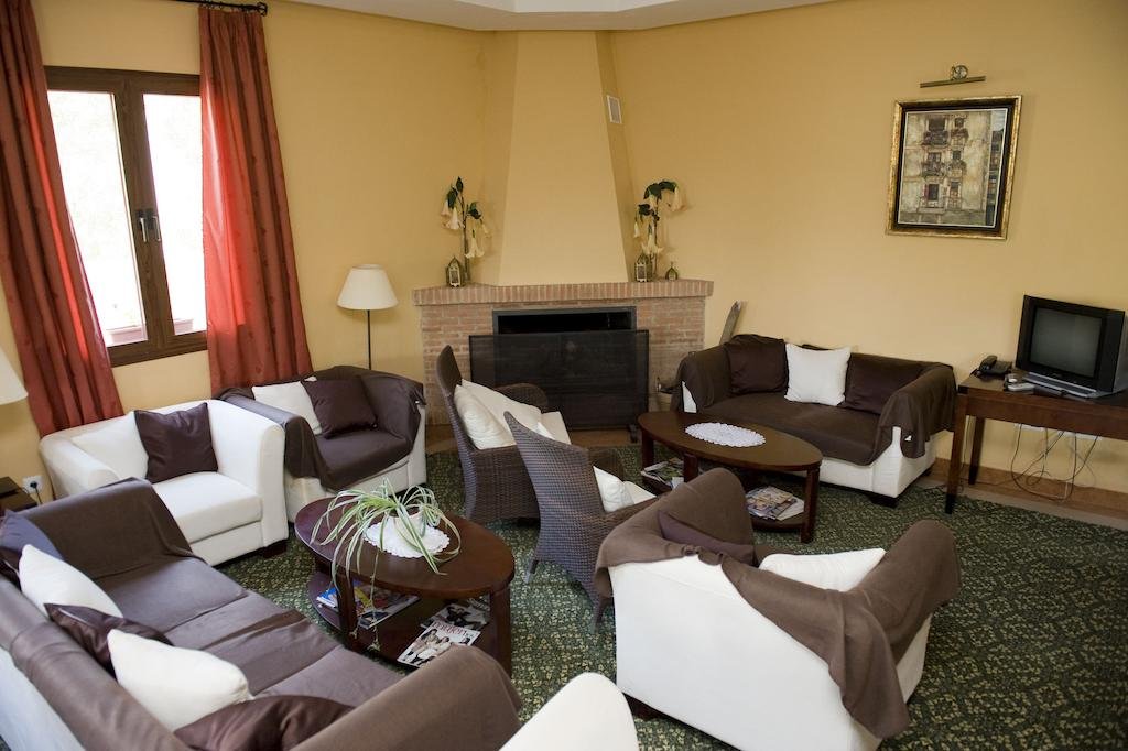 Фото Hotel Dehesilla