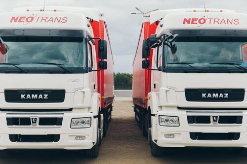 Dushda yuvinayotgan ayollarning yashirin kamerasi