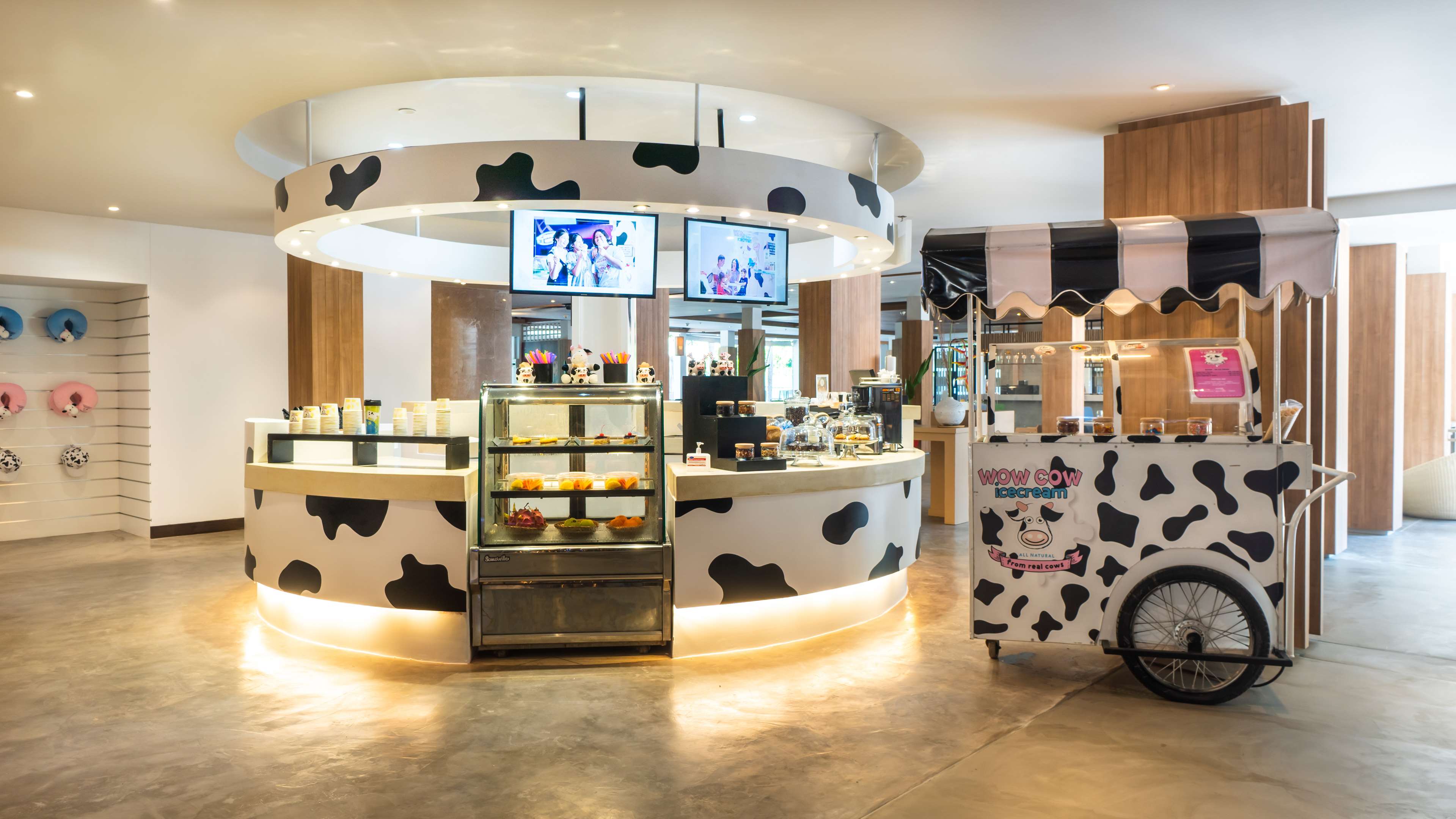 Фото Radisson Resort and Suites Phuket