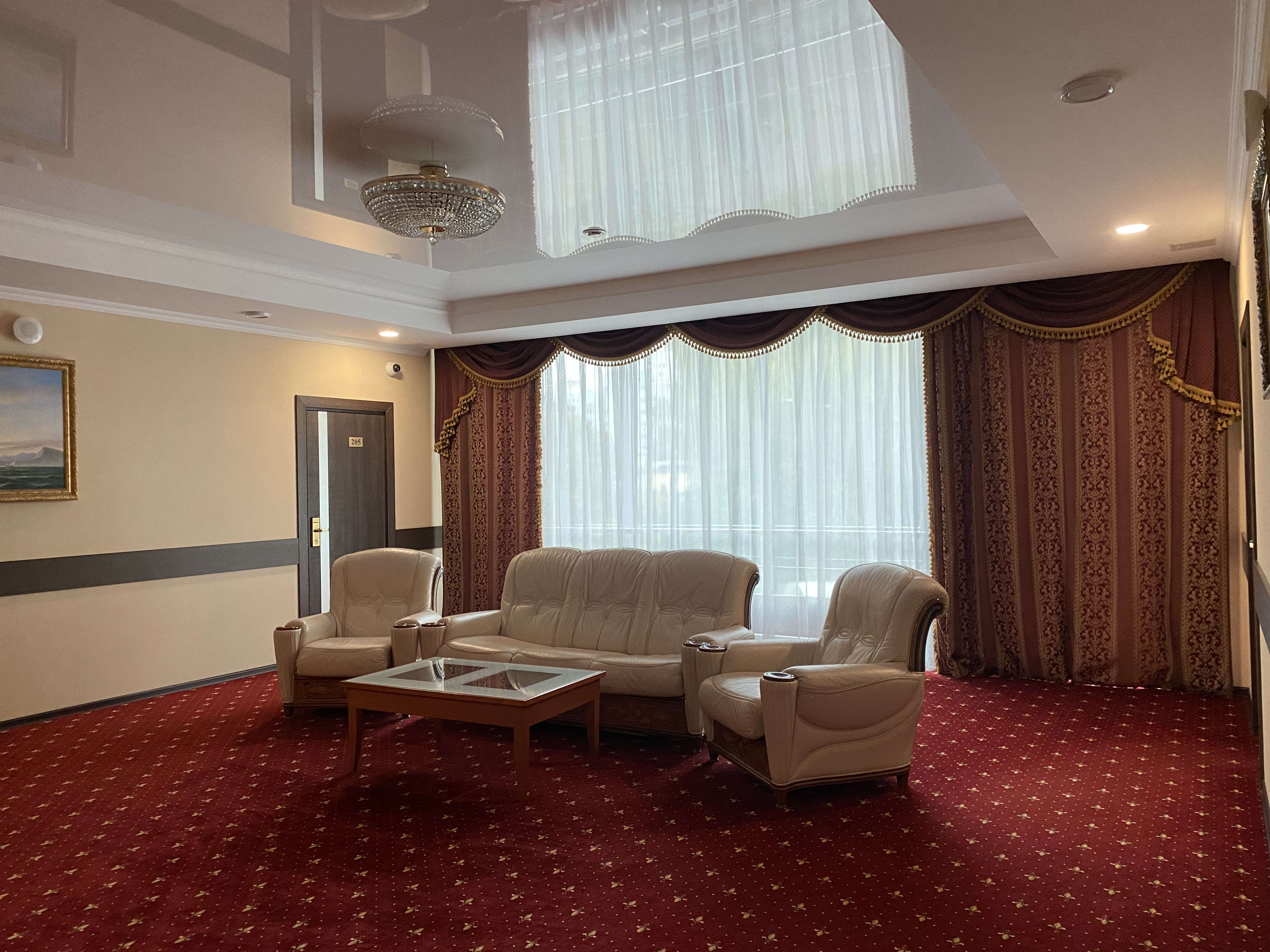 Фото отеля 3