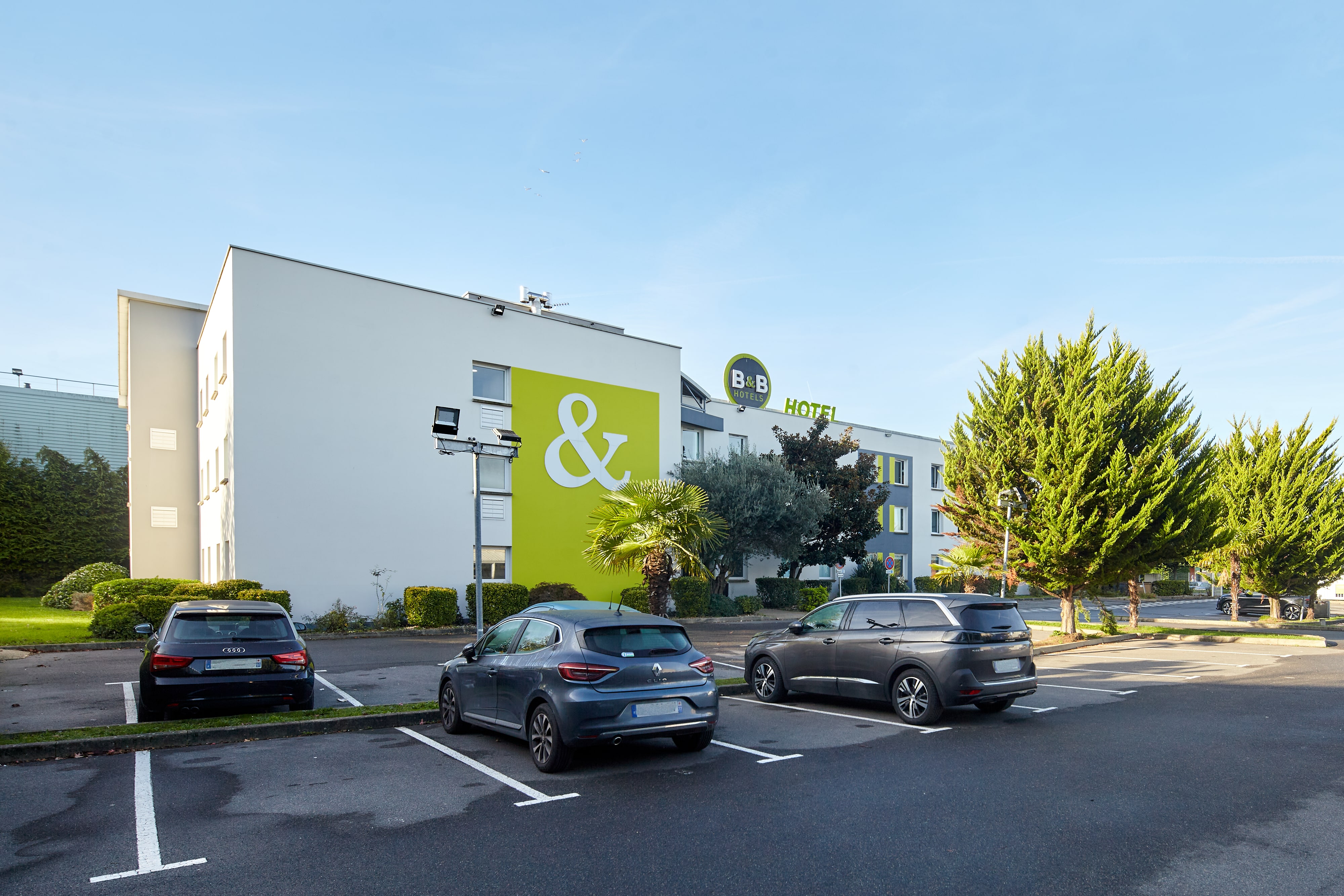 Фото B&b Hotel Evry Lisses 1