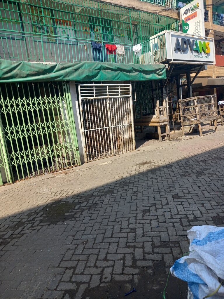 Custom furniture Advans, Accra, photo